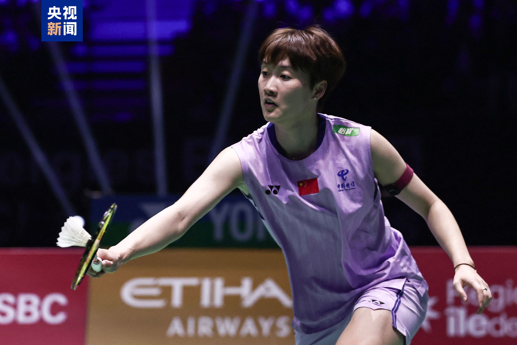 紧张激烈的 紧张激烈的