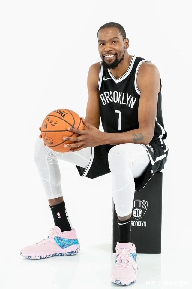 米兰与富勒 米兰与富勒