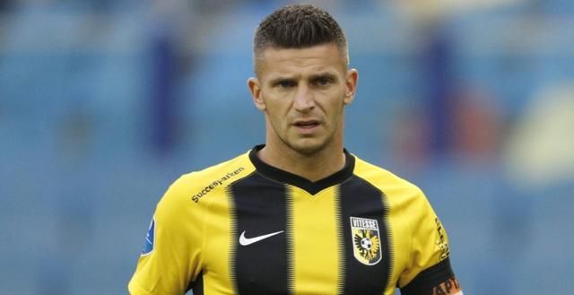 又充满活力 又充满活力