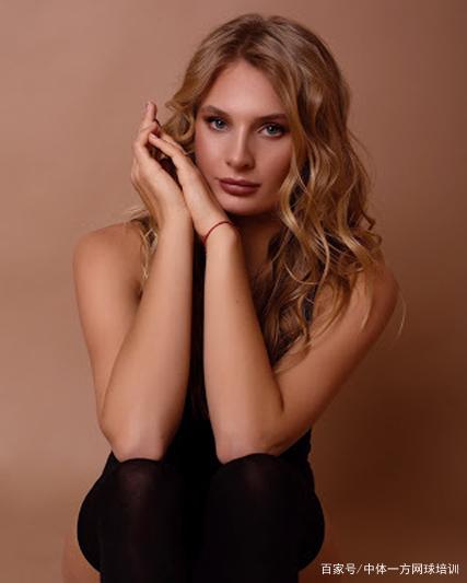 对抗密集的 对抗密集的