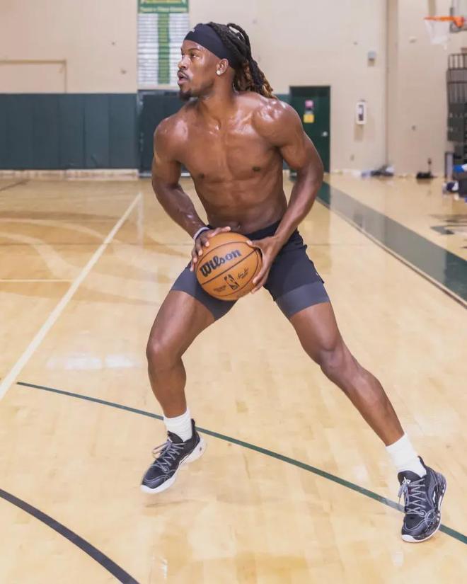 步或跨步 步或跨步