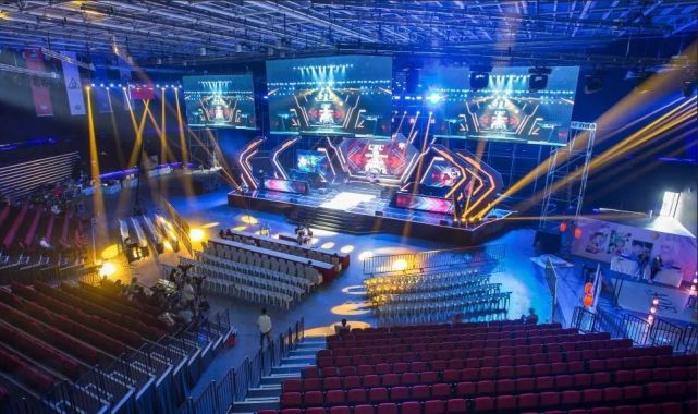 谁就应该承